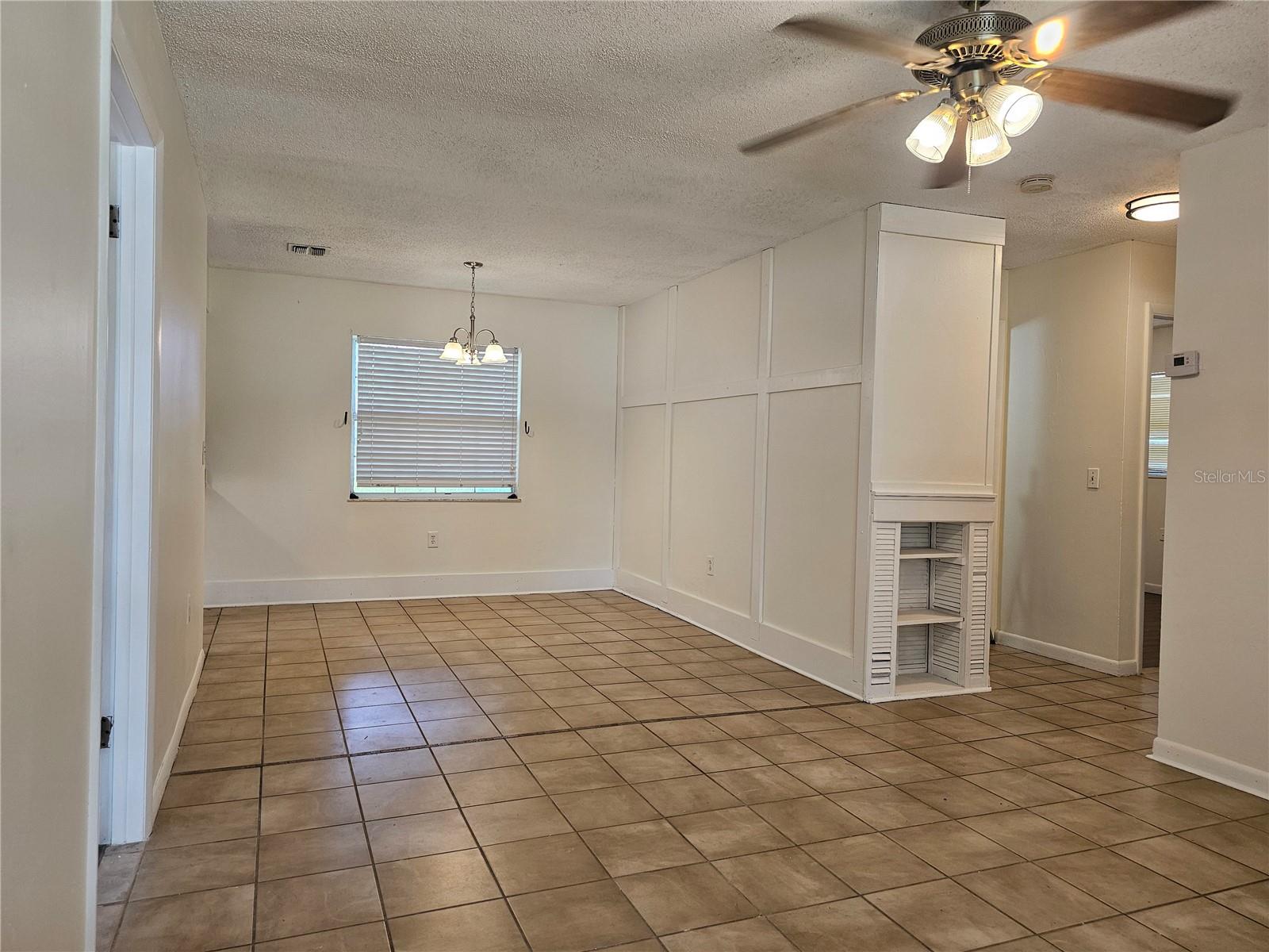 5550 Saint Joseph Blvd Property Photo 6
