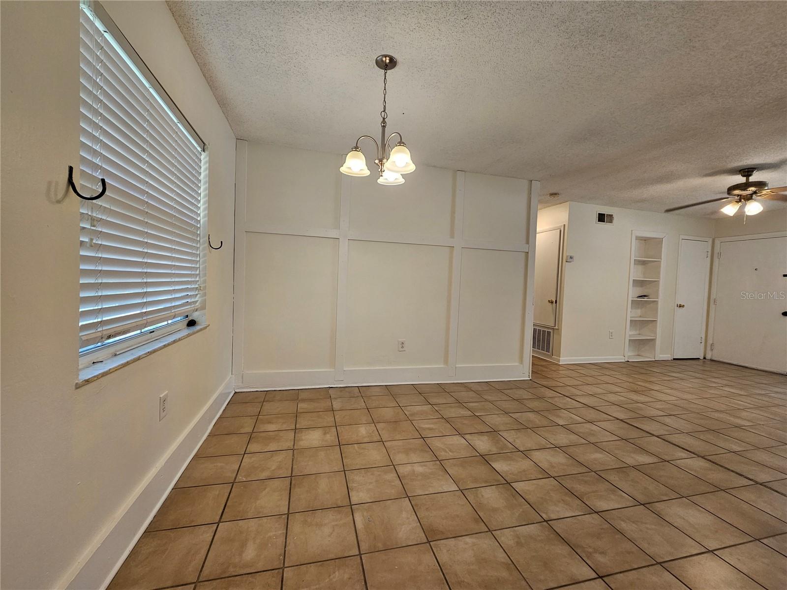 5550 Saint Joseph Blvd Property Photo 13