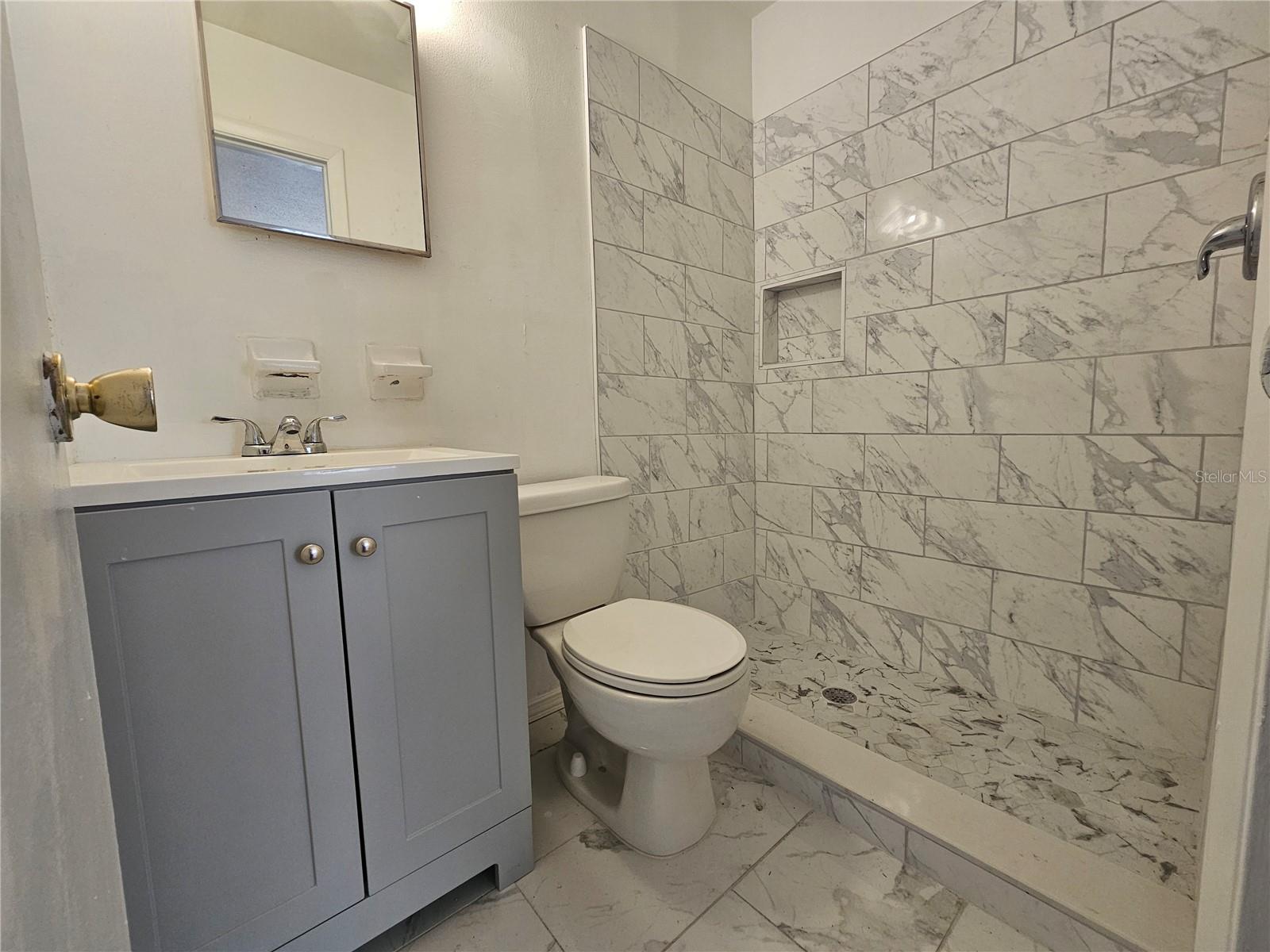 5550 Saint Joseph Blvd Property Photo 16