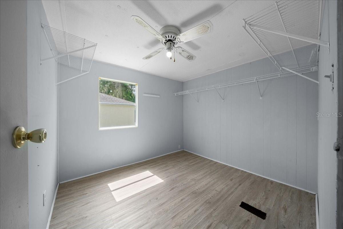 1314 Teakwood Ln Property Photo 14