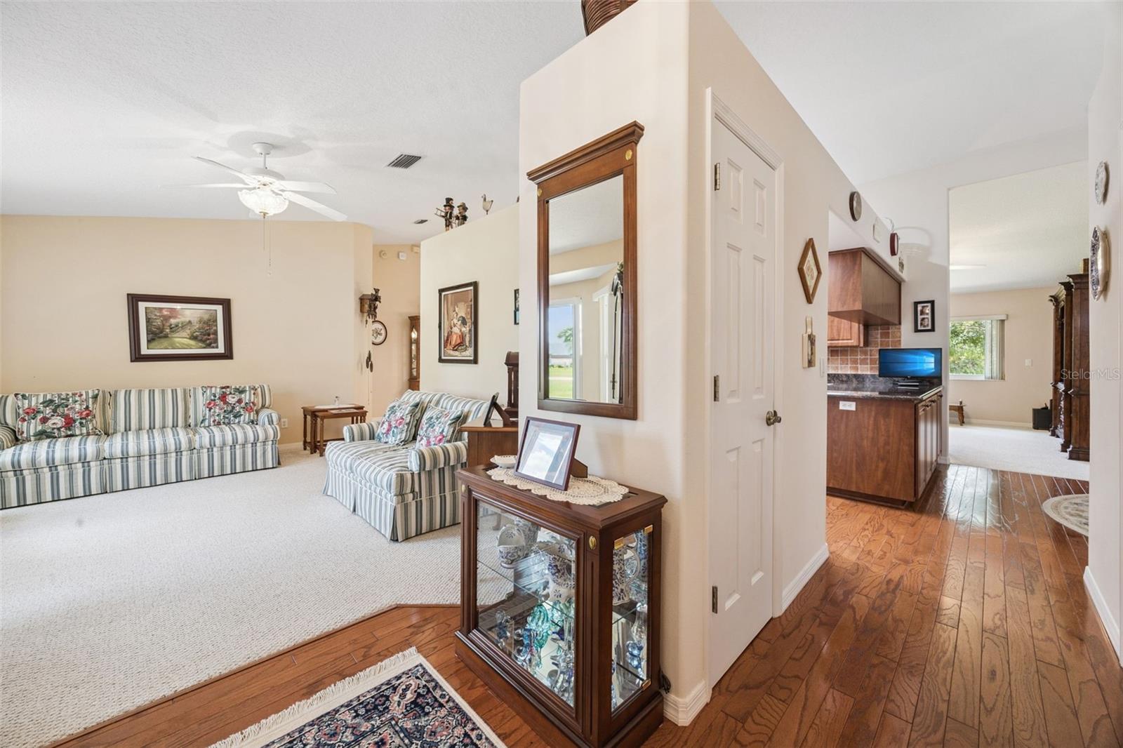 6631 Borg St Property Photo 12