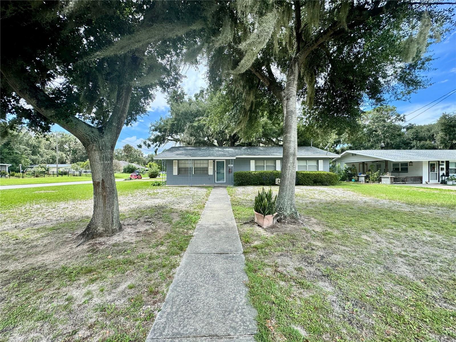 1201 Orange Ave Property Photo 1