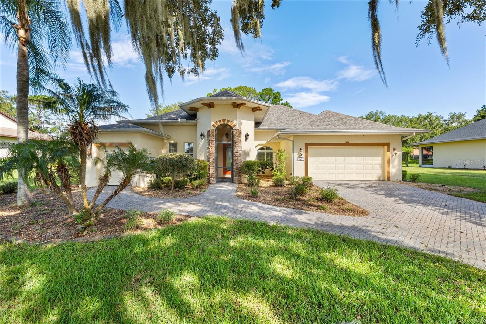 6027 Spinnaker Loop Property Photo 1
