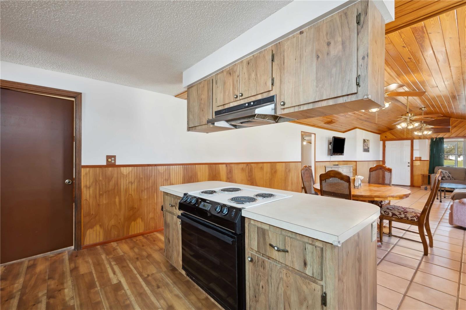 G5117305 Property Photo 11