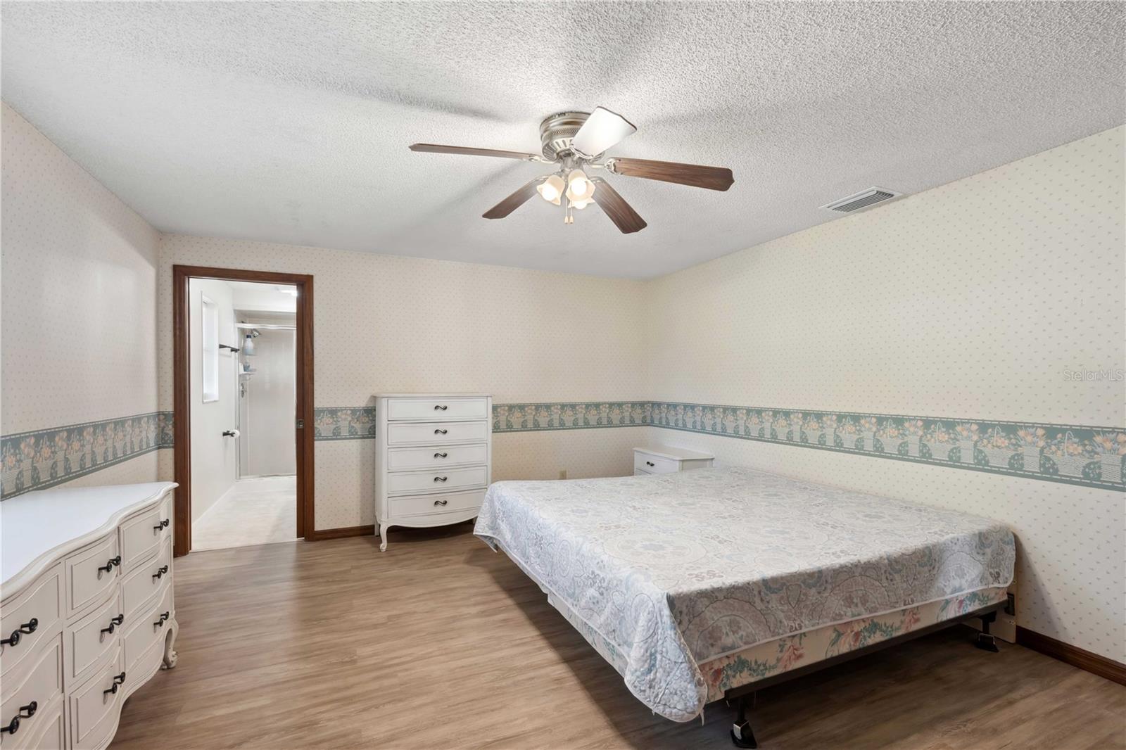 G5117305 Property Photo 20