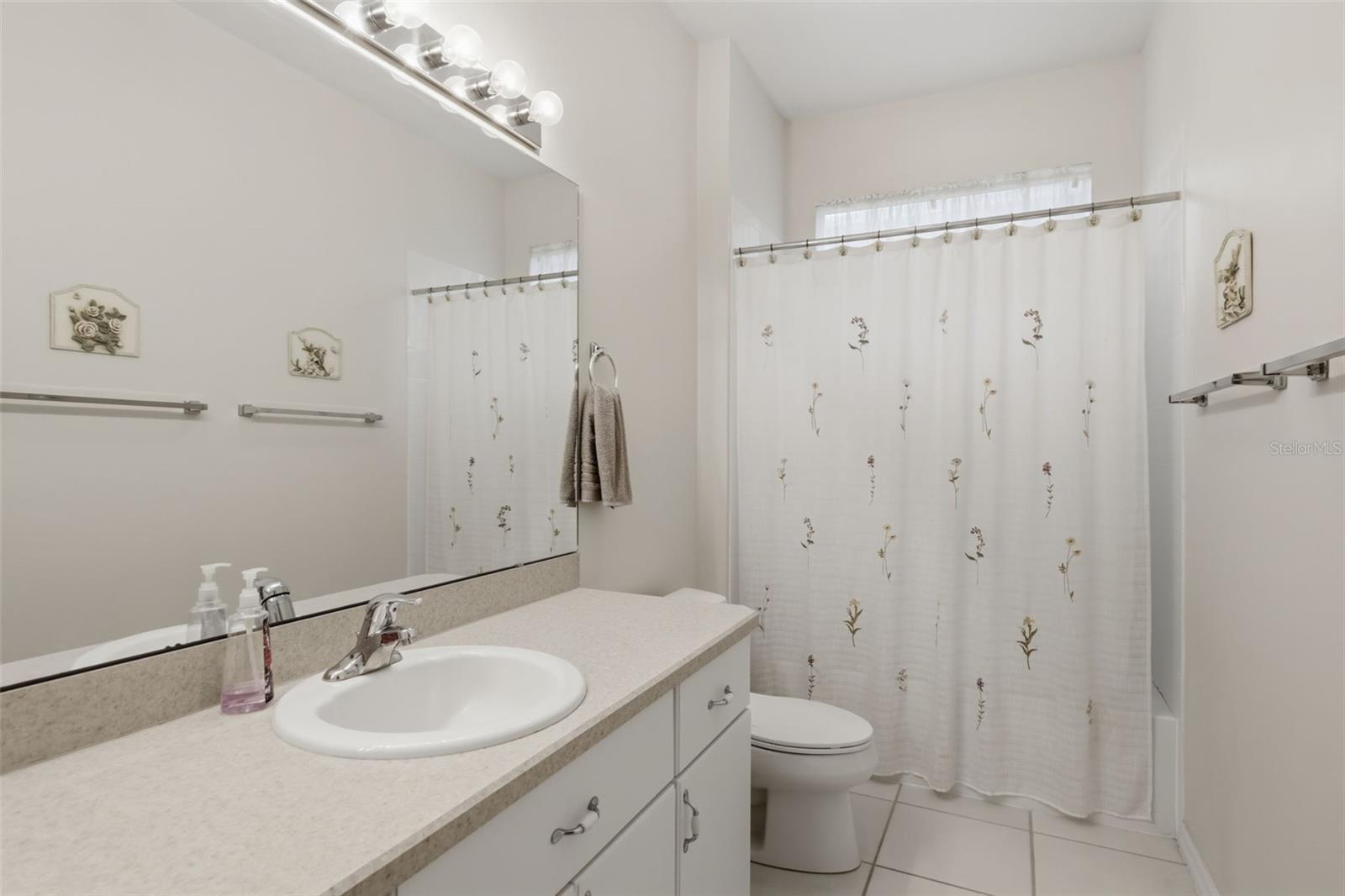 20743 Queen Alexandra Dr Property Photo 20