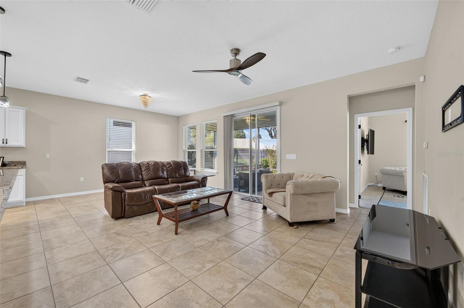 306 Alcove Dr Property Photo 7