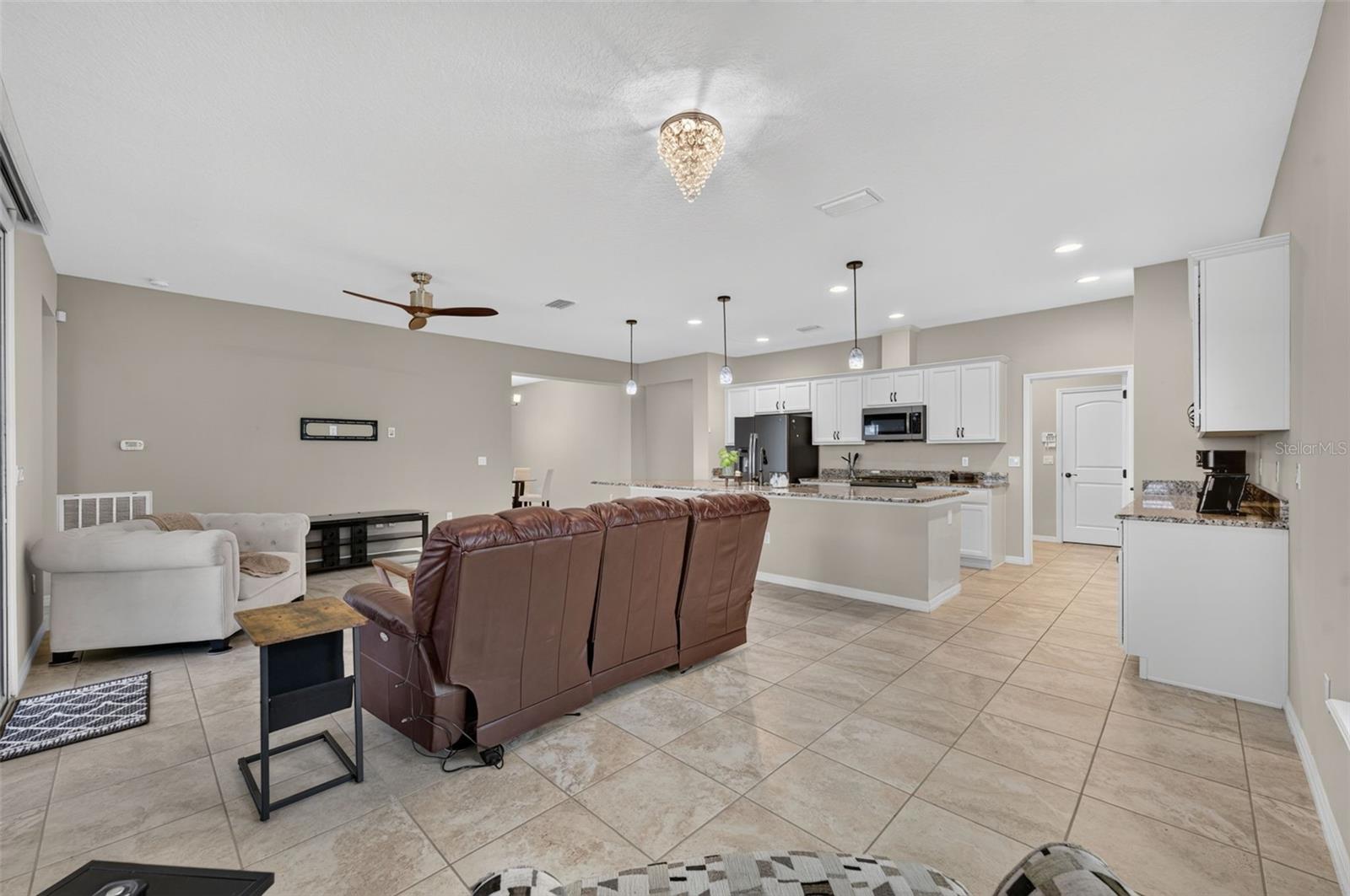 306 Alcove Dr Property Photo 12