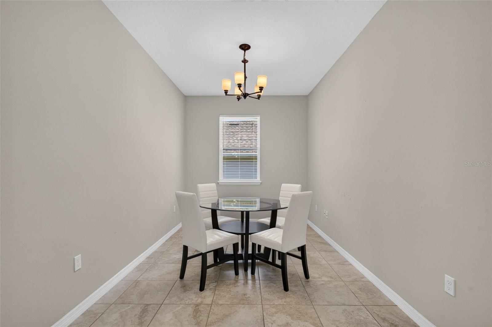 306 Alcove Dr Property Photo 22