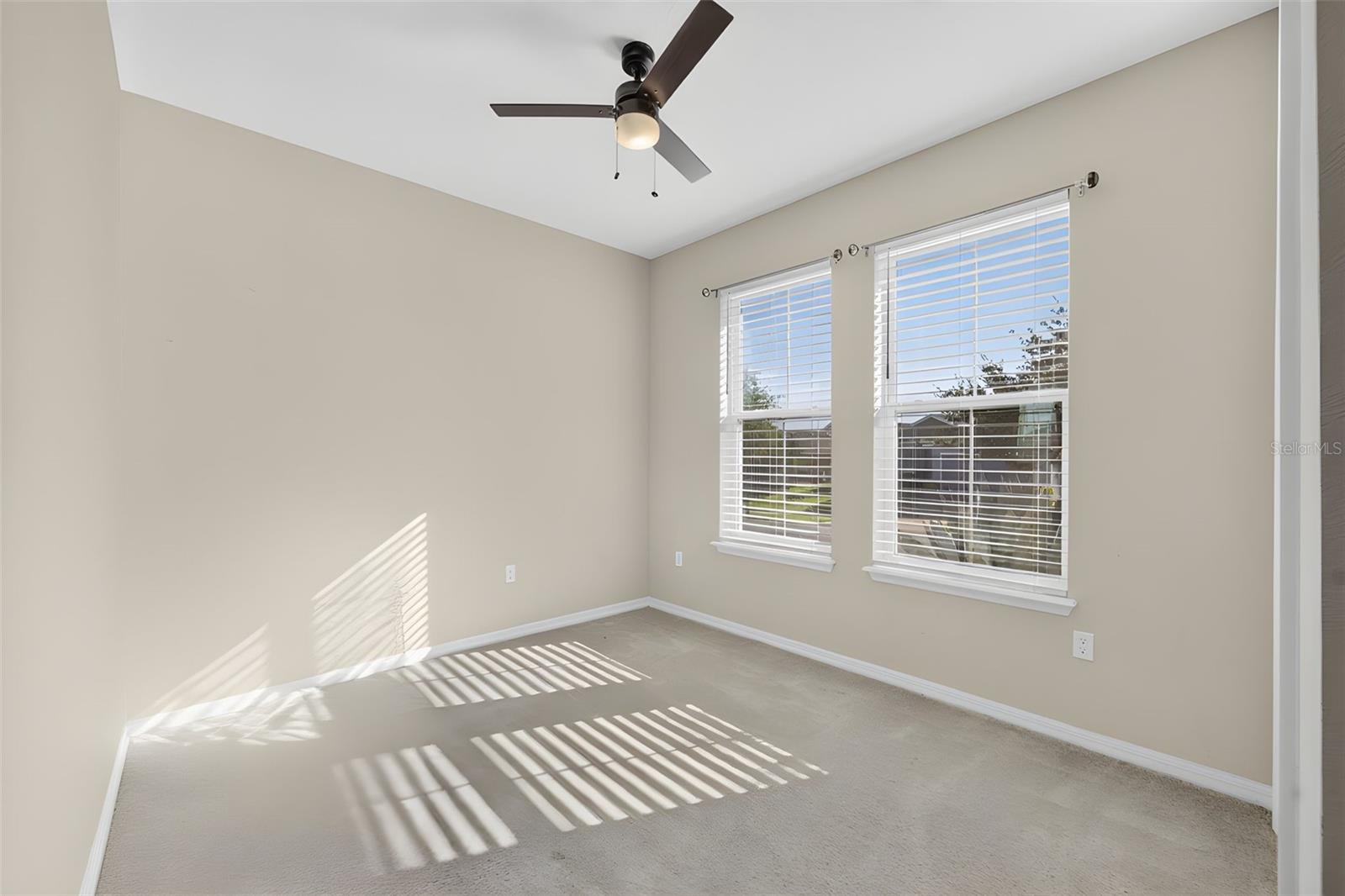 306 Alcove Dr Property Photo 32