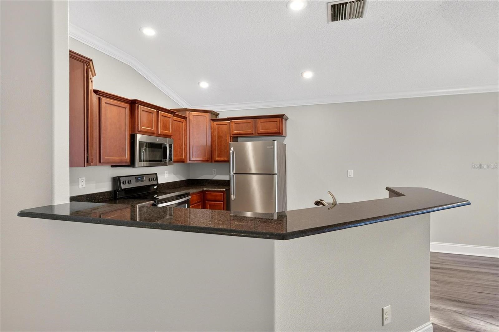4467 Manica Dr Property Photo 14