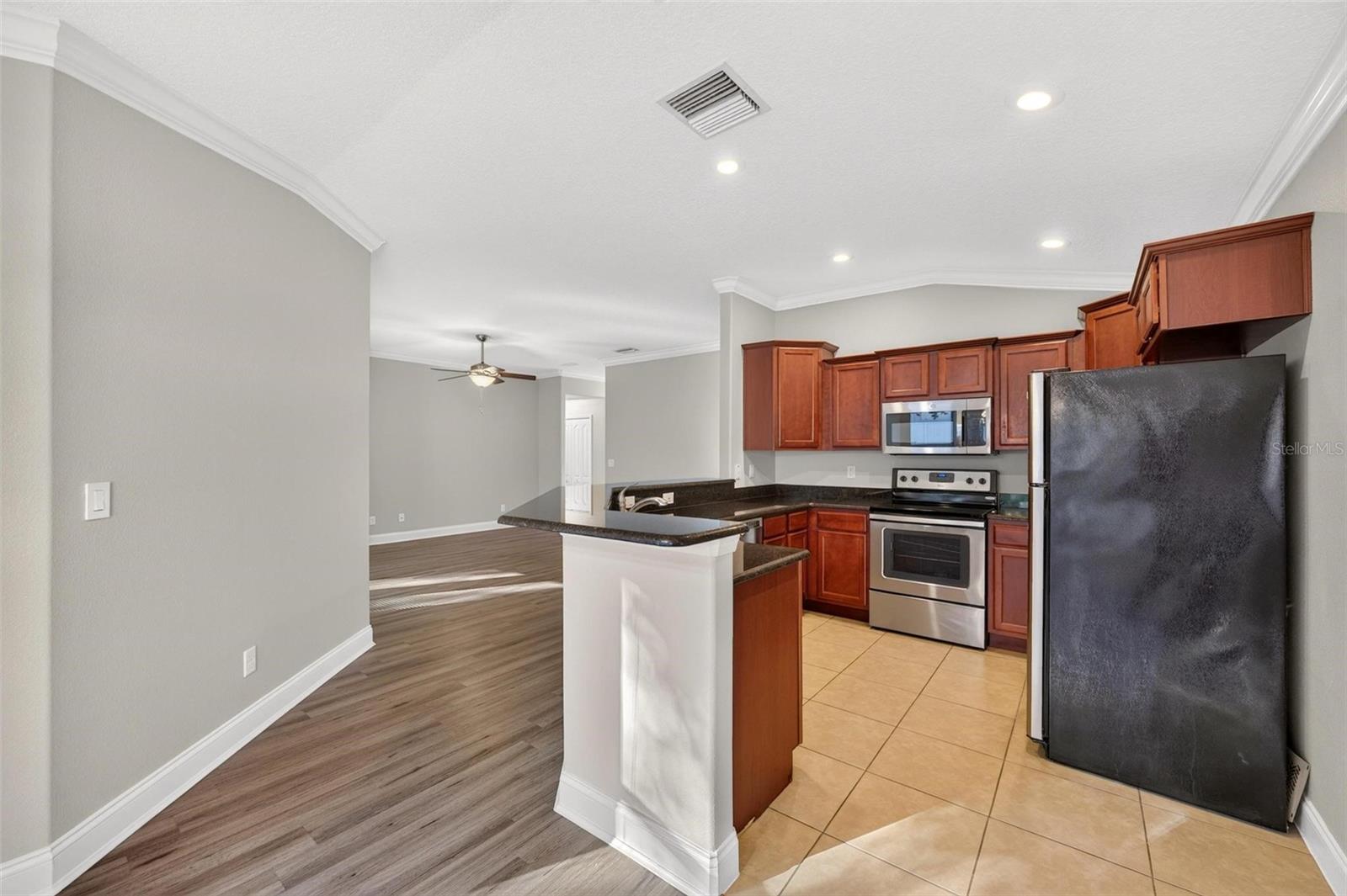4467 Manica Dr Property Photo 18