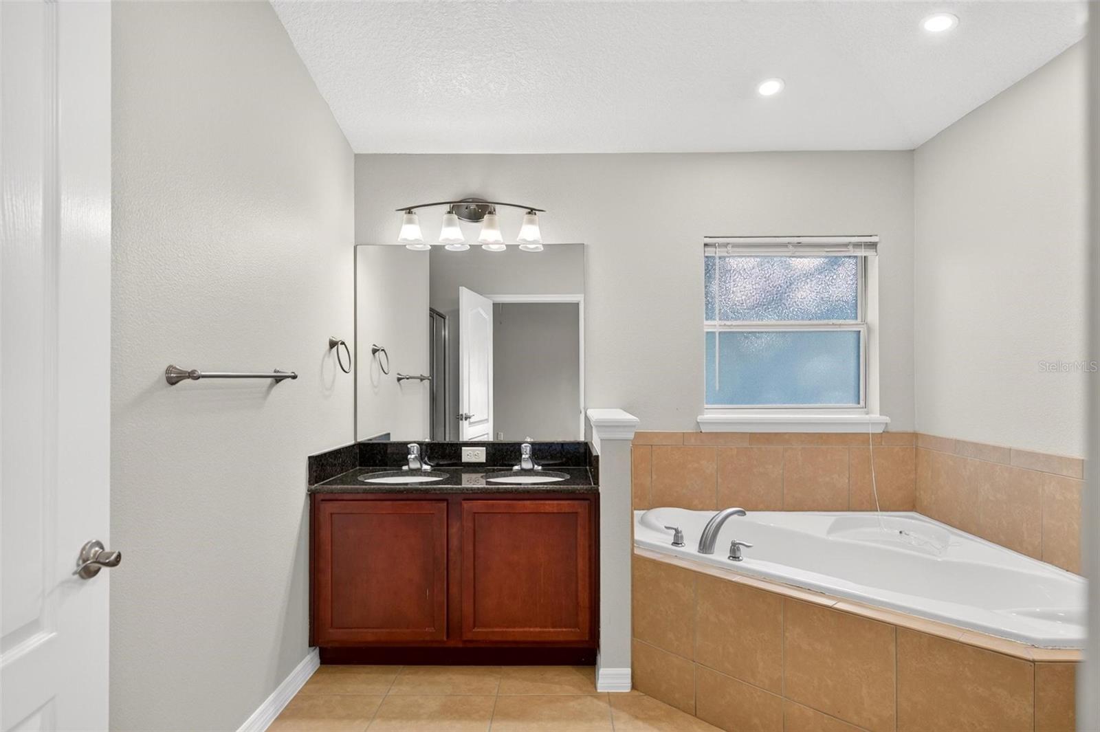 4467 Manica Dr Property Photo 29