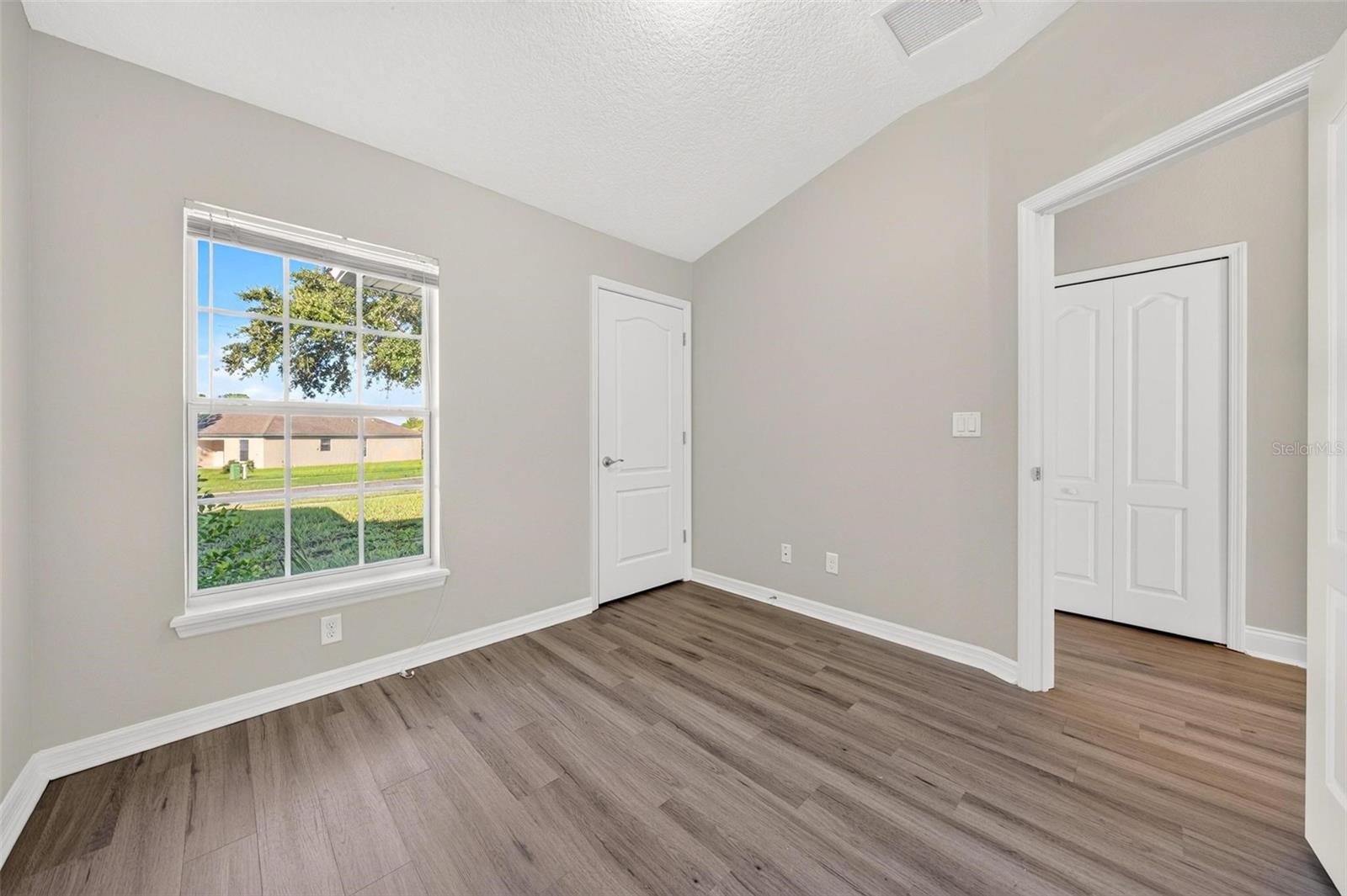 4467 Manica Dr Property Photo 44