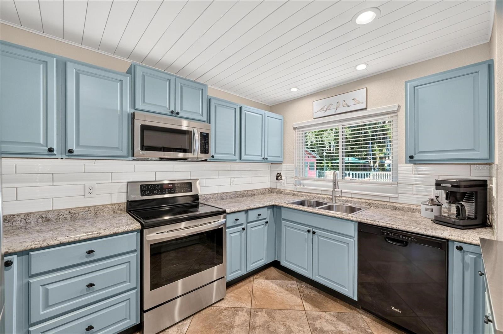 8106 Spring Dr Property Photo 21