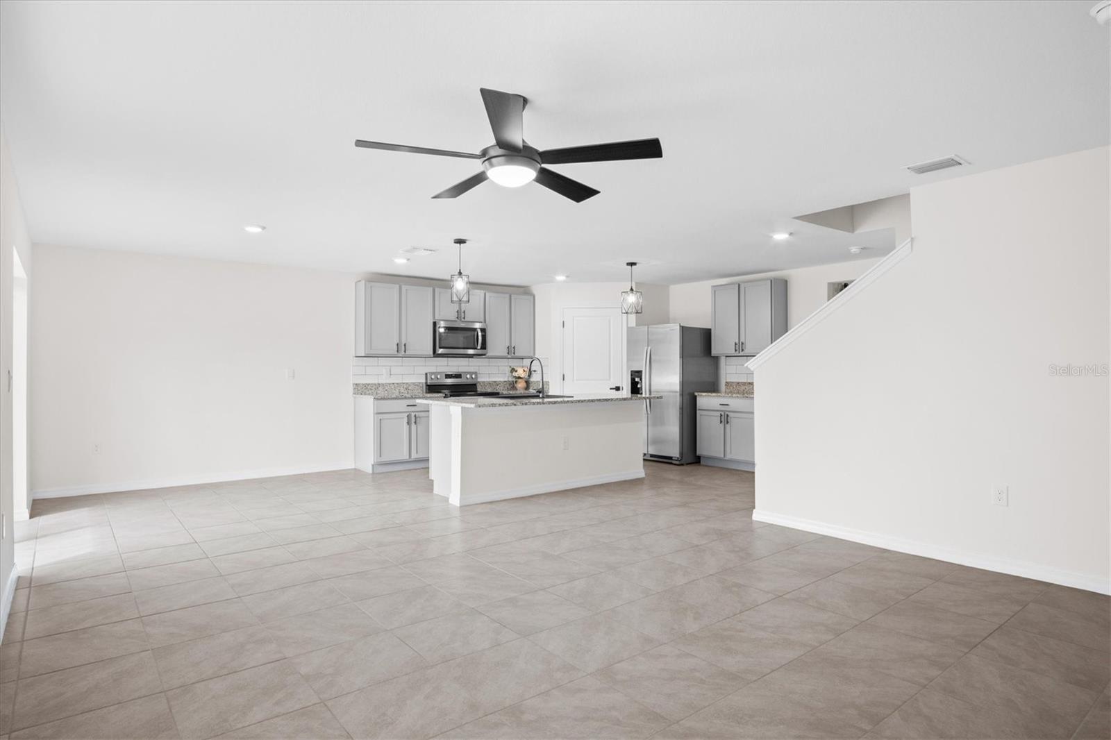 8673 Triumph Cir Property Photo 14