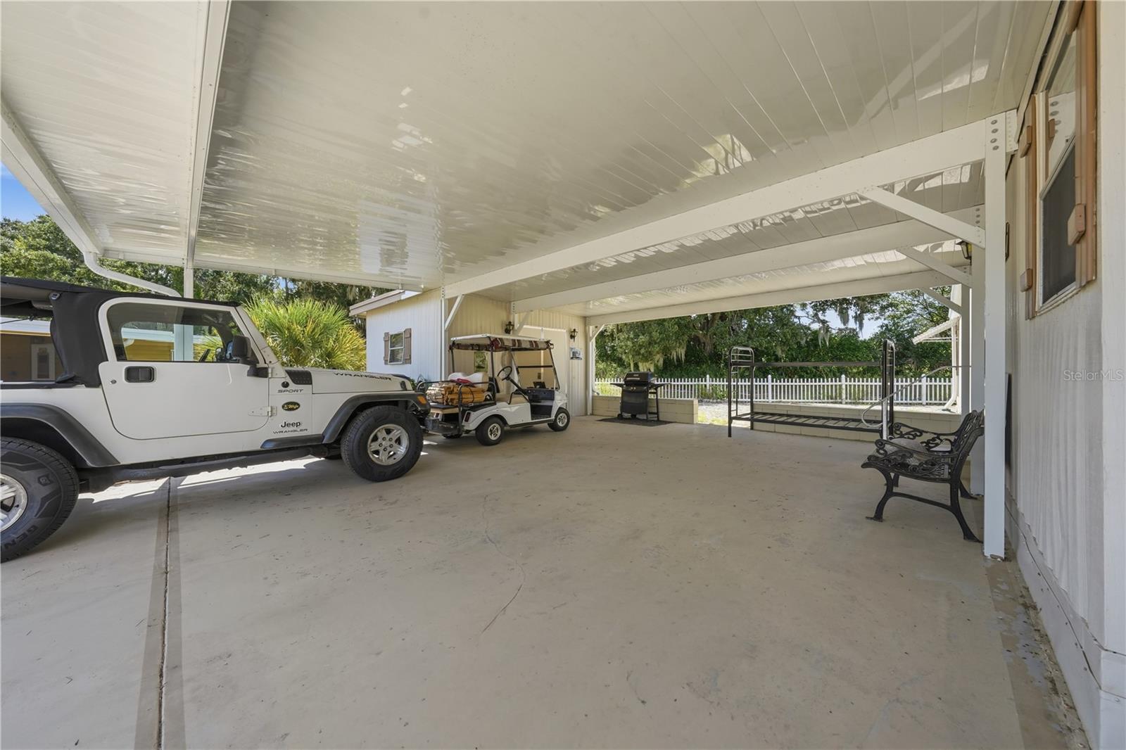 695 Buccaneer Blvd Property Photo 29