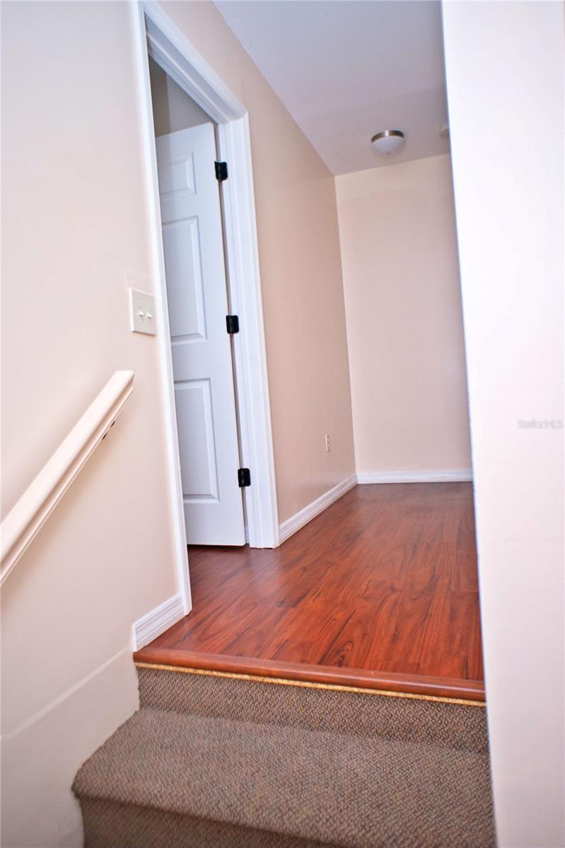 402 E Maple St Property Photo 58