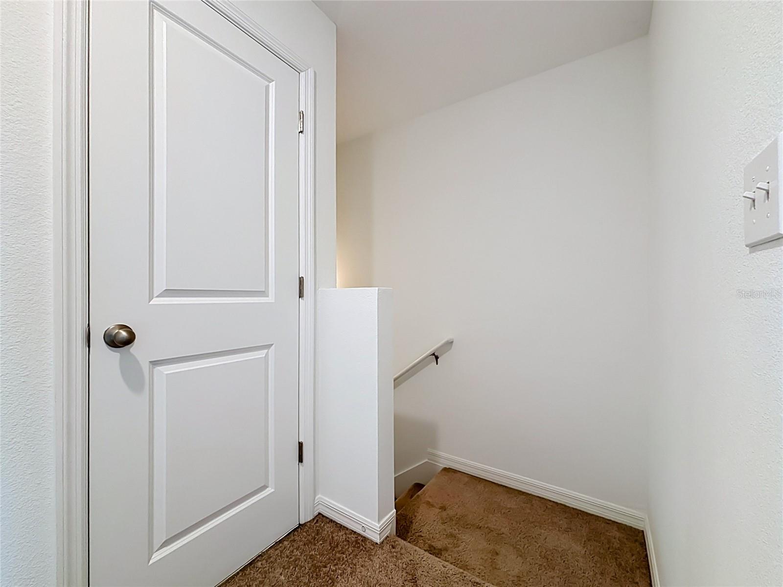 811 Grandin St Property Photo 13