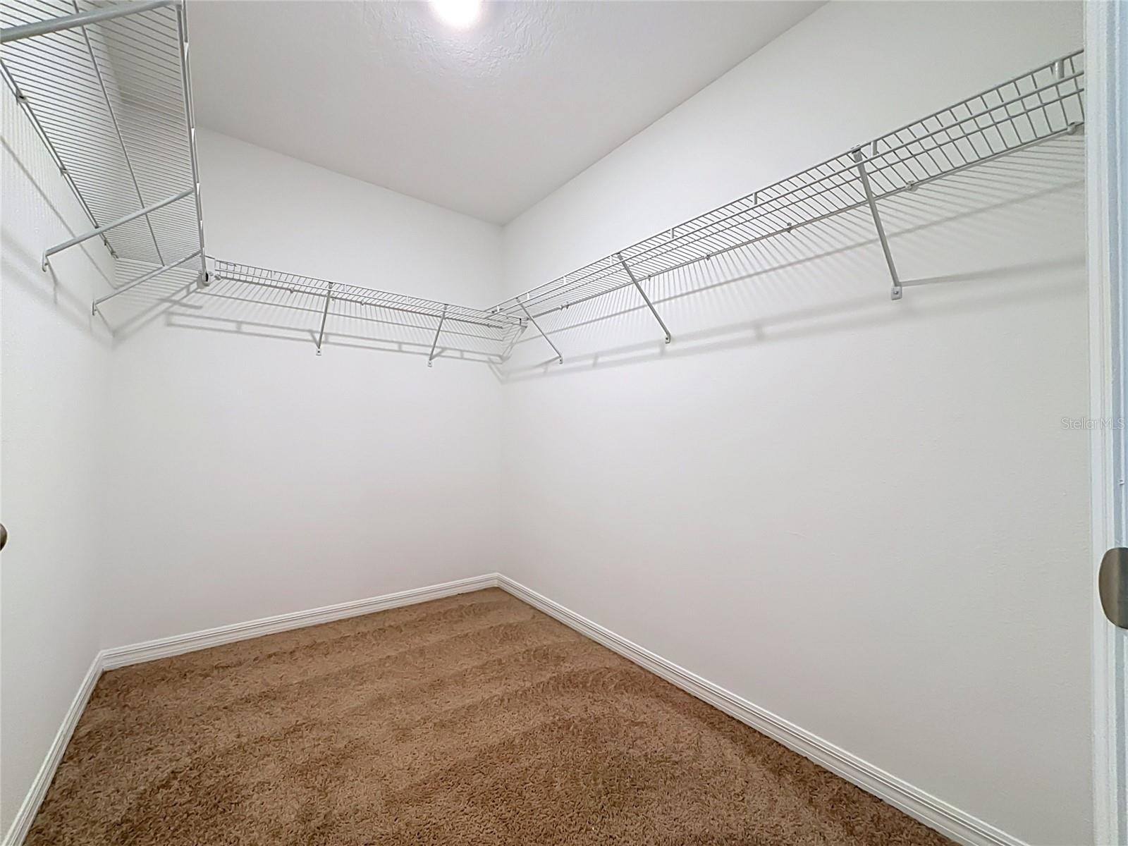 811 Grandin St Property Photo 19