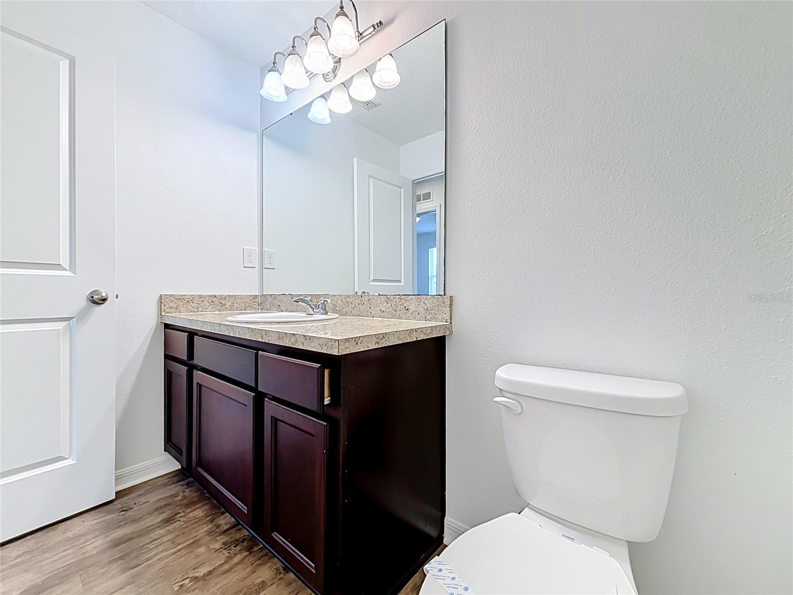 811 Grandin St Property Photo 25