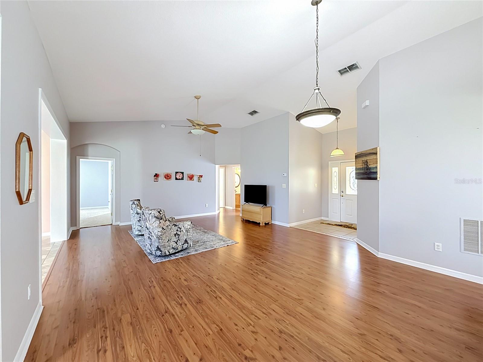 5024 Long Meadow Dr Property Photo 7
