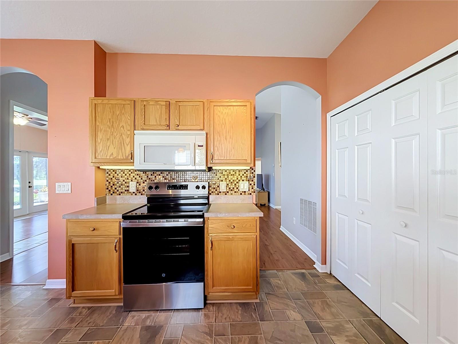 5024 Long Meadow Dr Property Photo 14