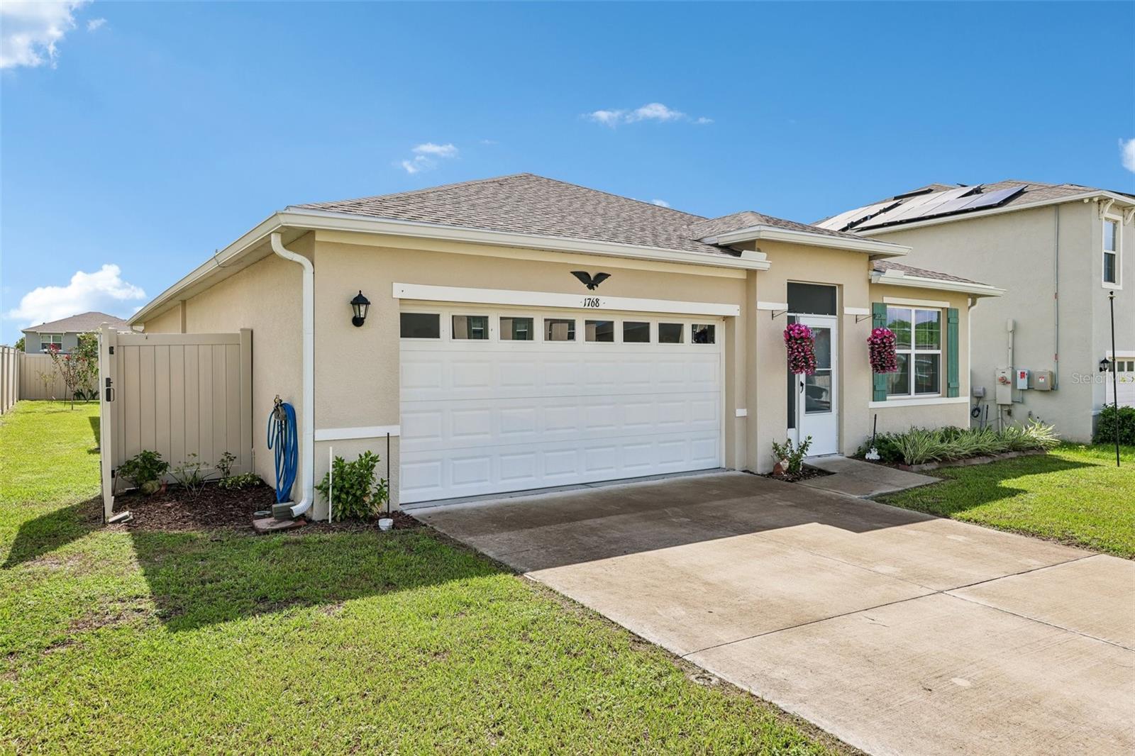 1768 Henin Cir Property Photo 33