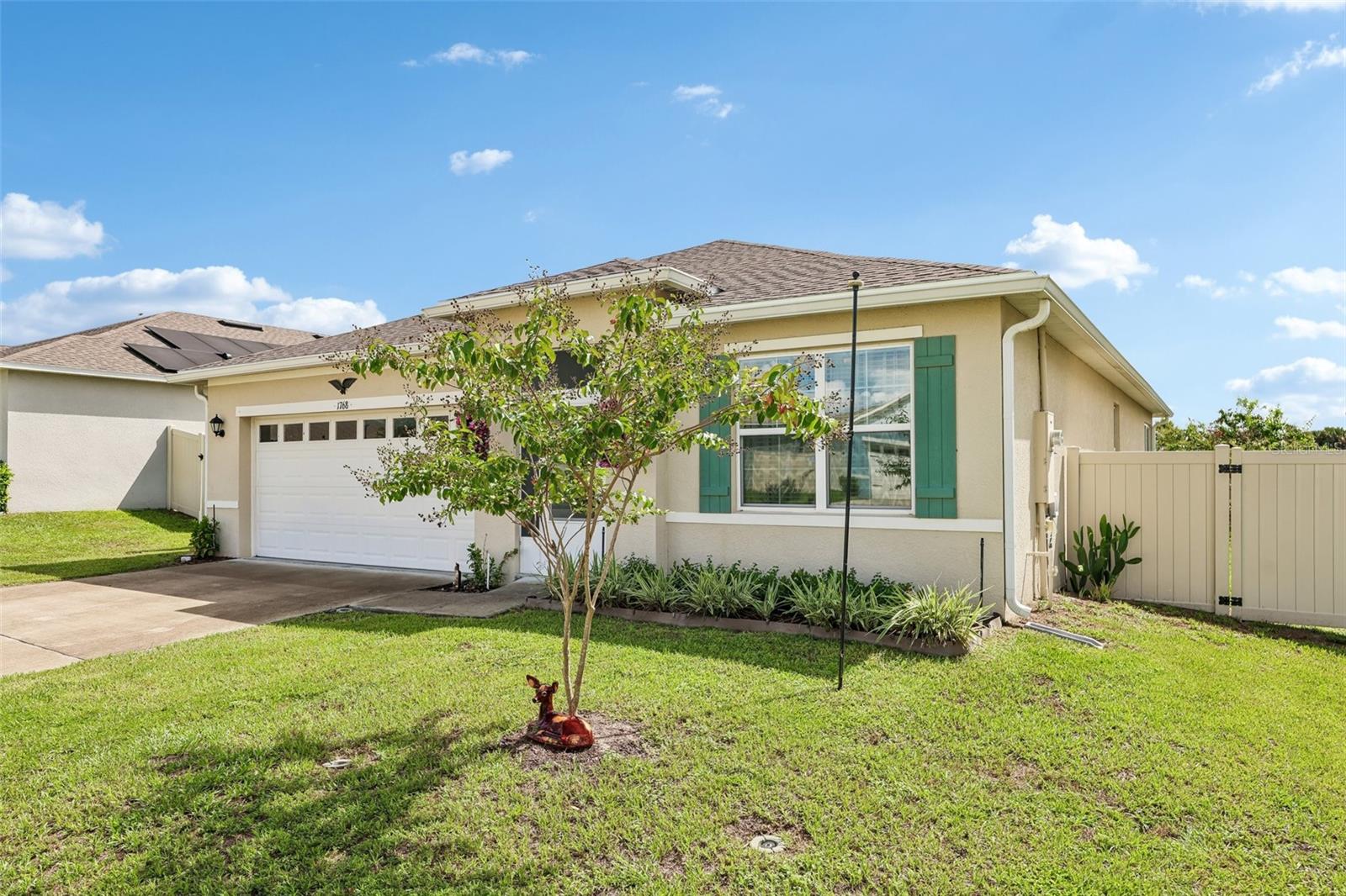 1768 Henin Cir Property Photo 34