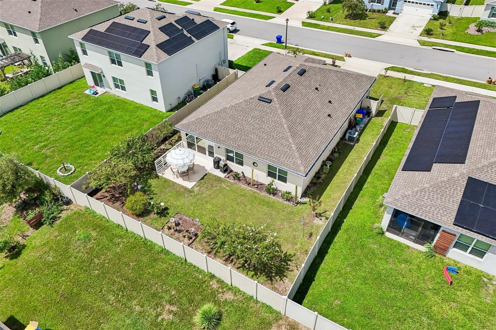 1768 Henin Cir Property Photo 43