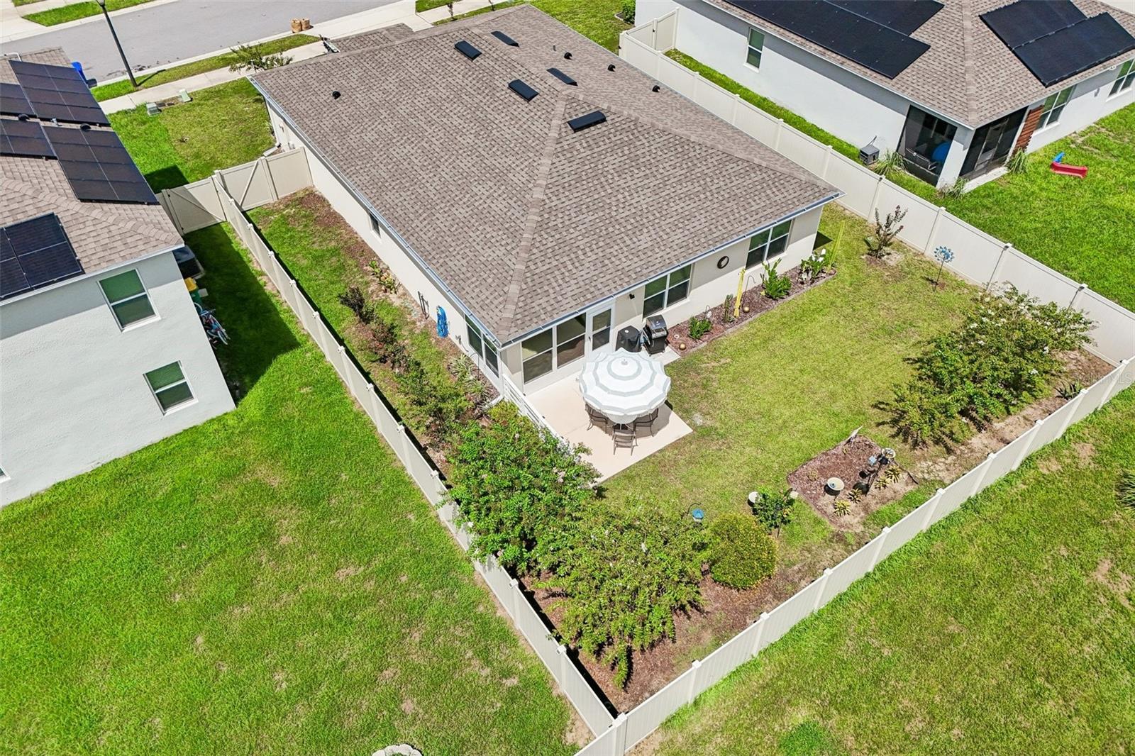 1768 Henin Cir Property Photo 44