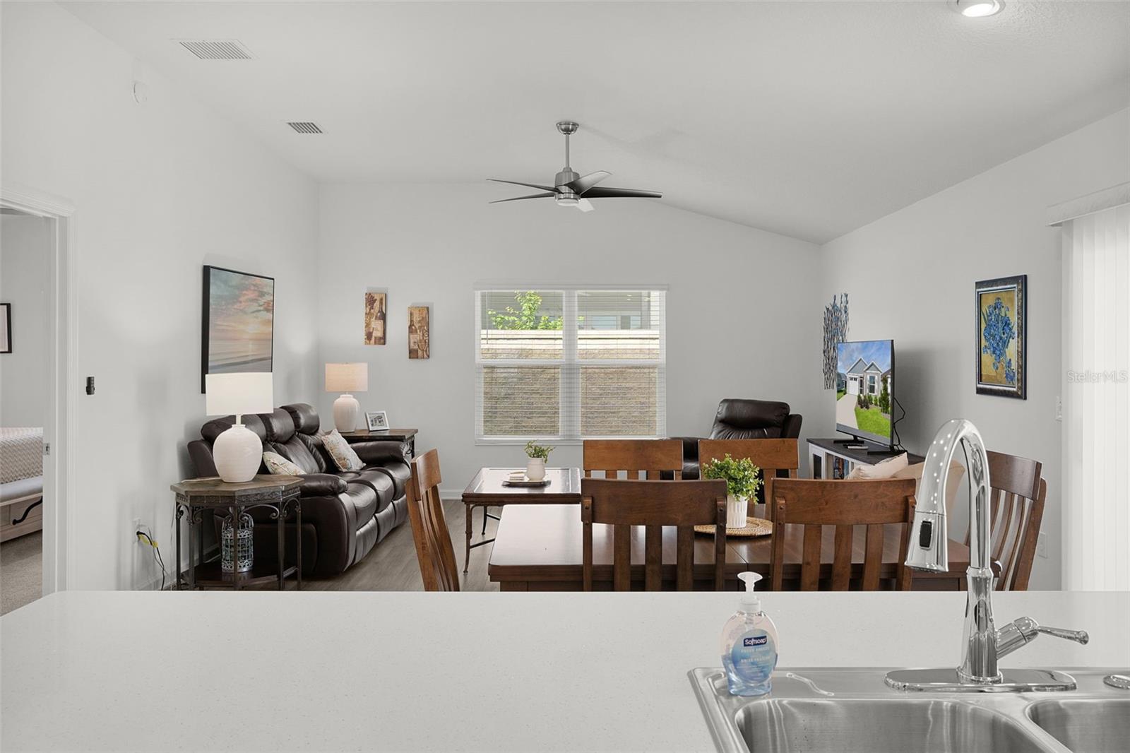 6558 Herr Ct Property Photo 7