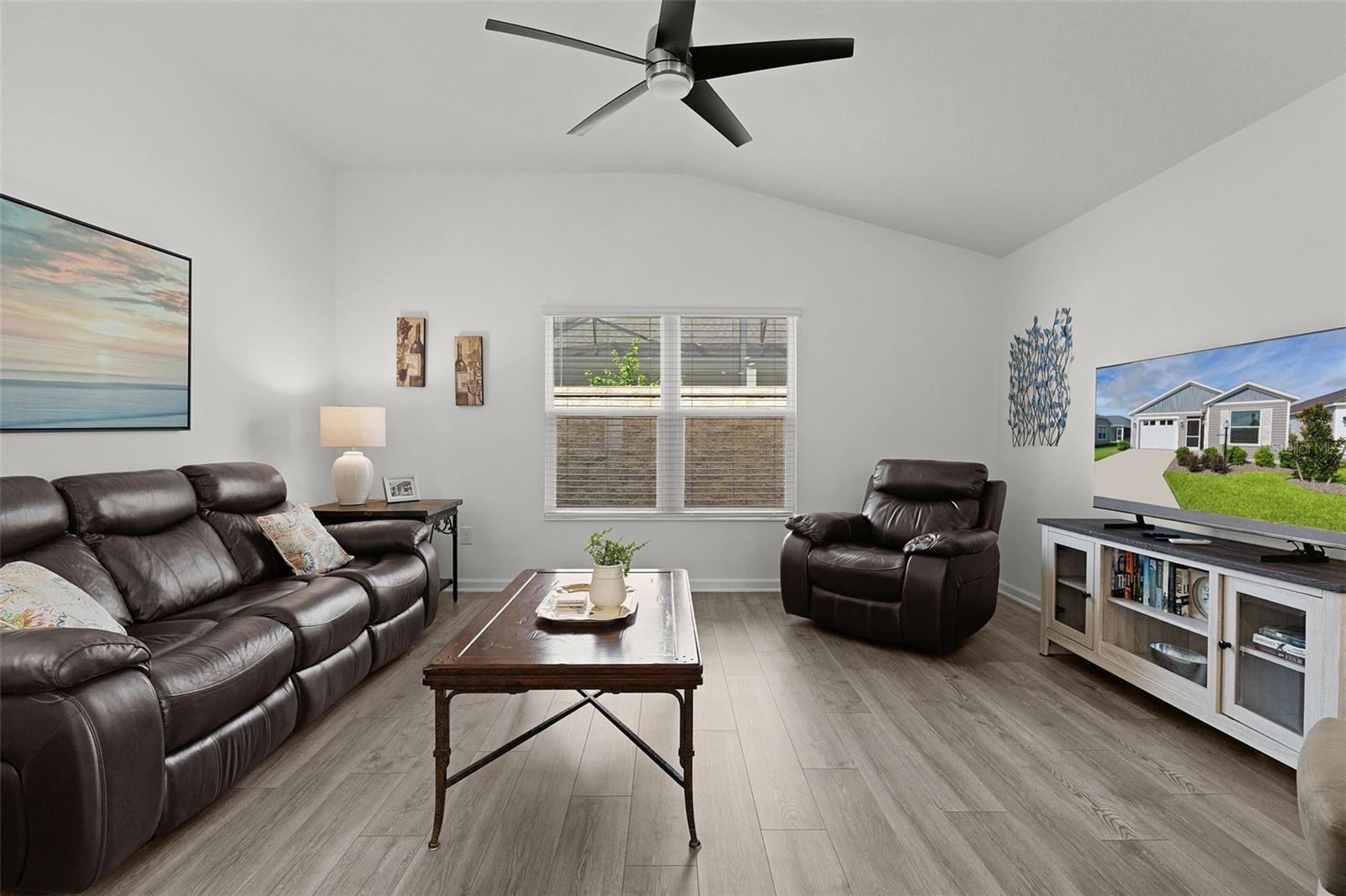 6558 Herr Ct Property Photo 8
