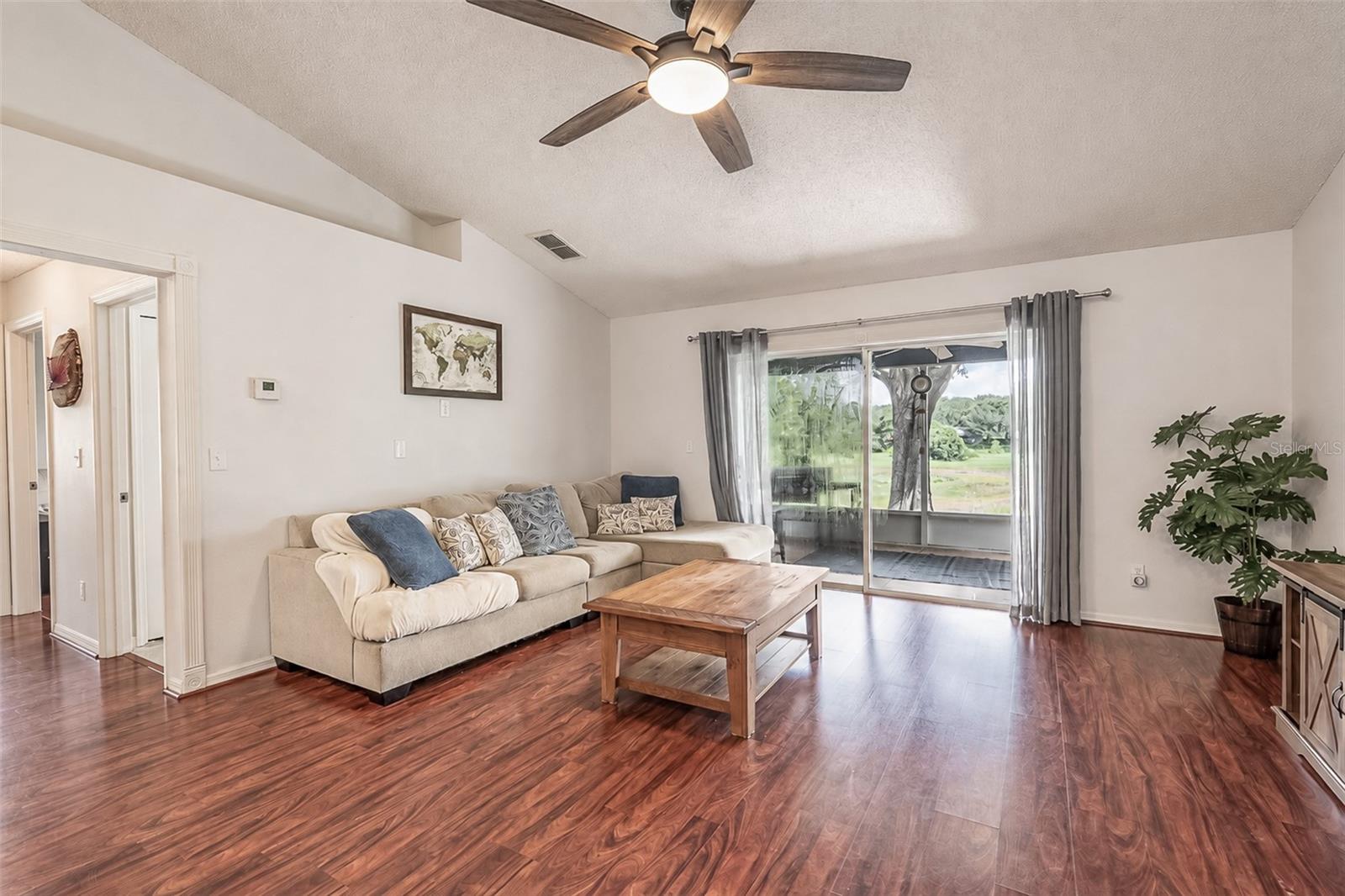 1326 Oak Valley Blvd Property Photo 16