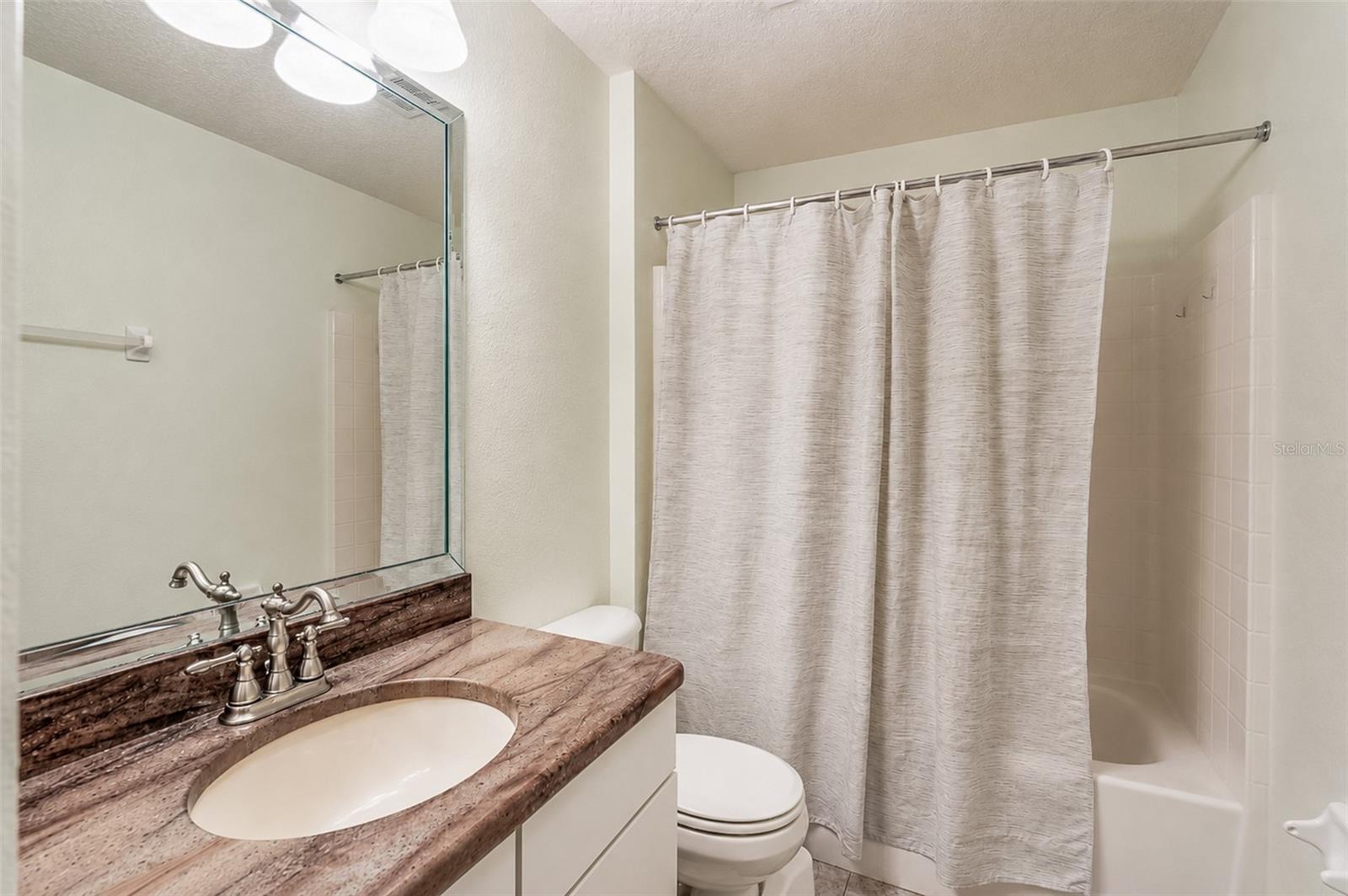 1326 Oak Valley Blvd Property Photo 23
