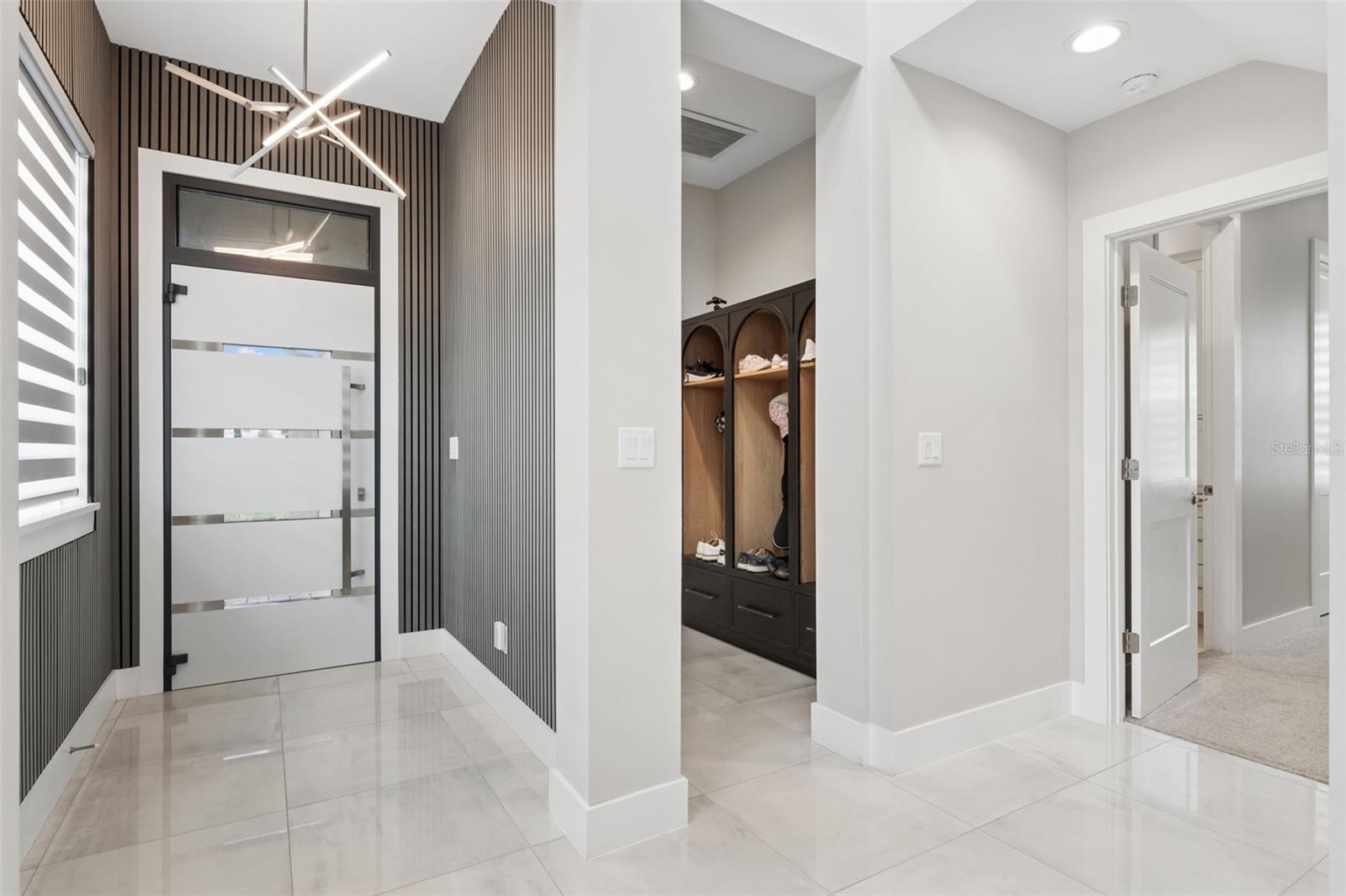 16020 Trivoli Cir Property Photo 6