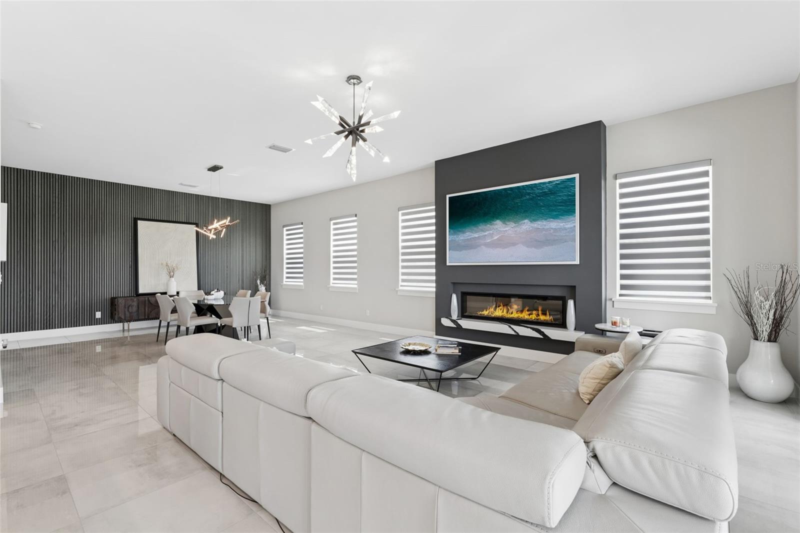 16020 Trivoli Cir Property Photo 9