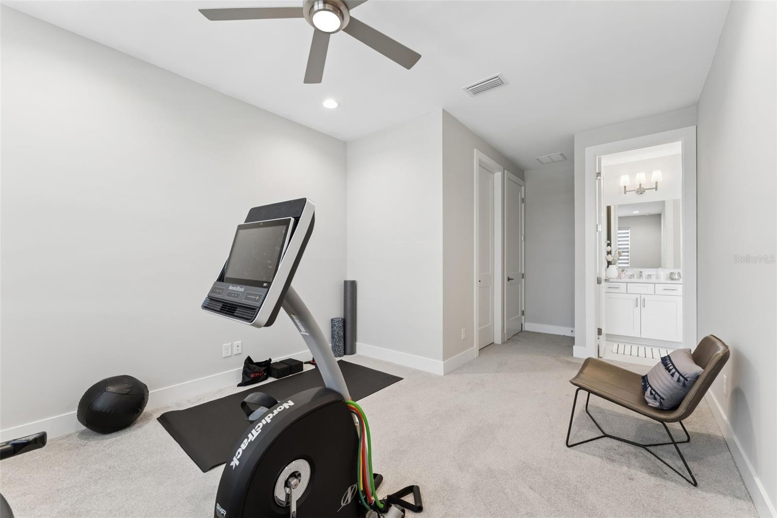 16020 Trivoli Cir Property Photo 21