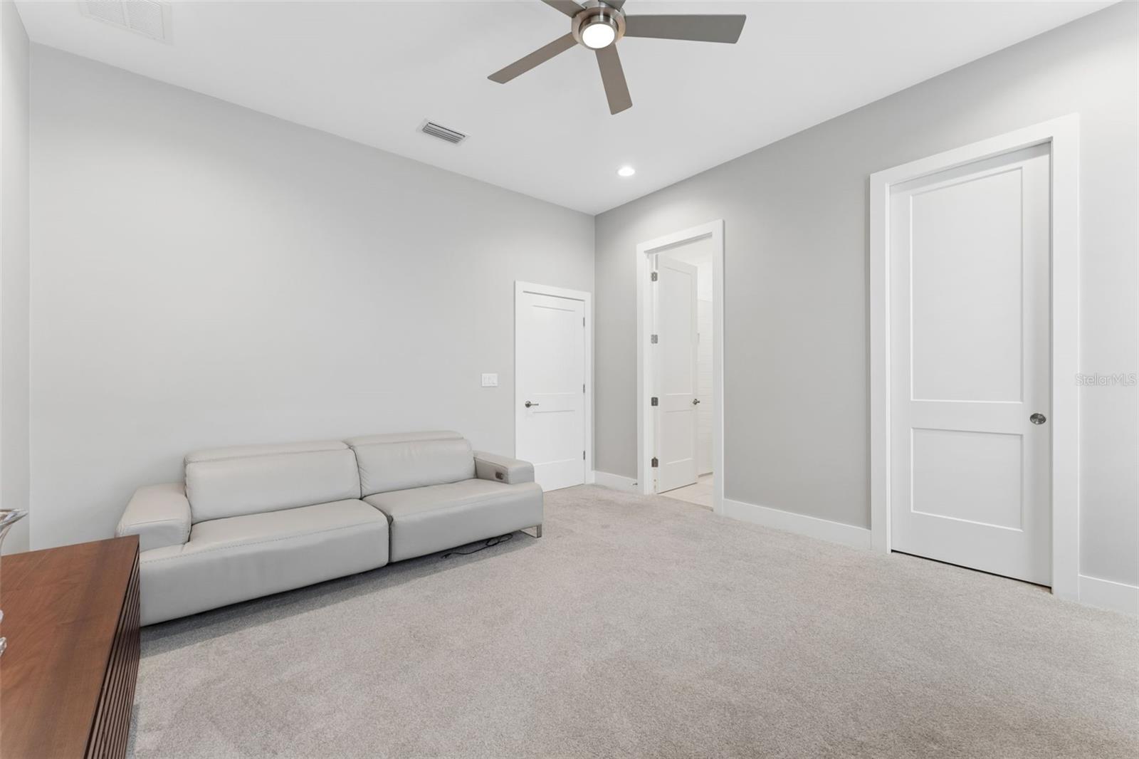 16020 Trivoli Cir Property Photo 27