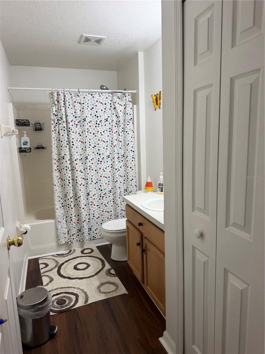 1109 Hill Mount Dr Property Photo 6
