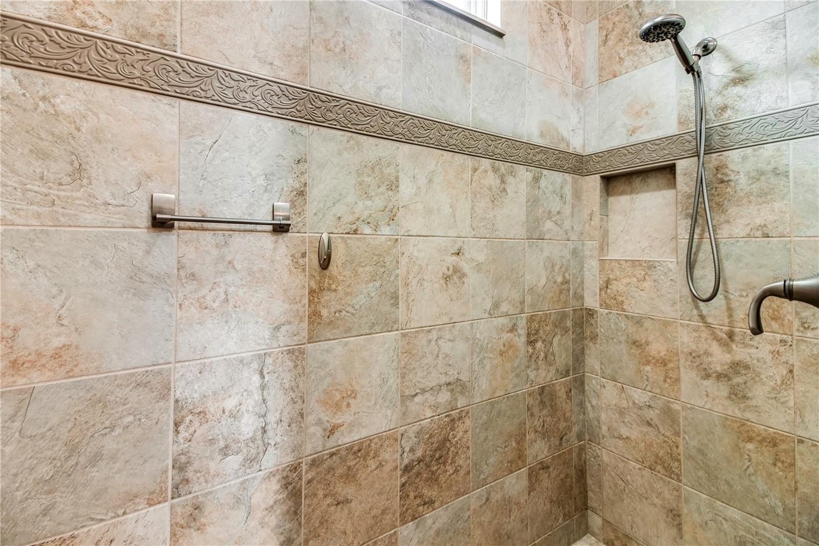10033 Lake Miona Way Property Photo 23