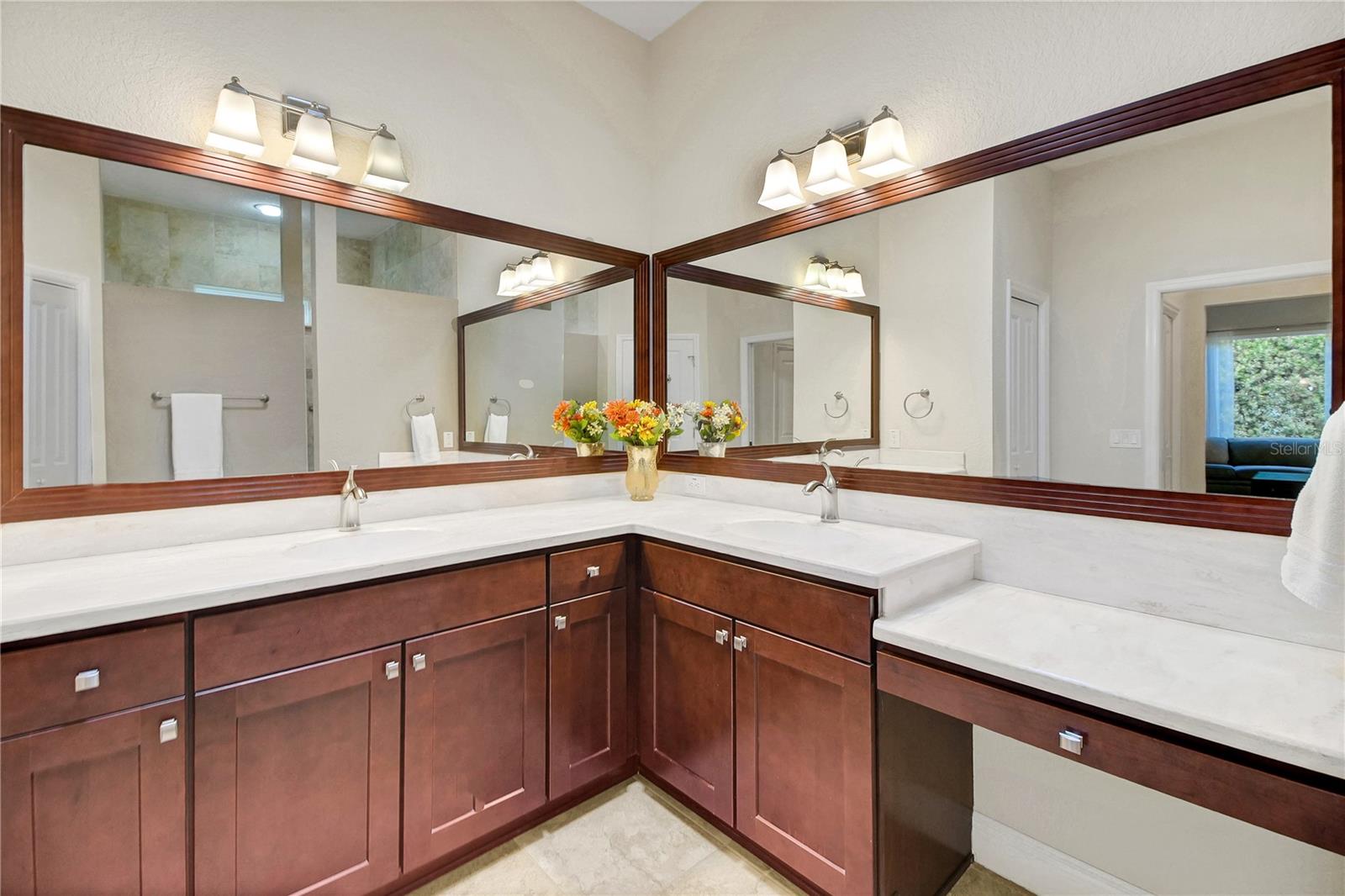 10033 Lake Miona Way Property Photo 24