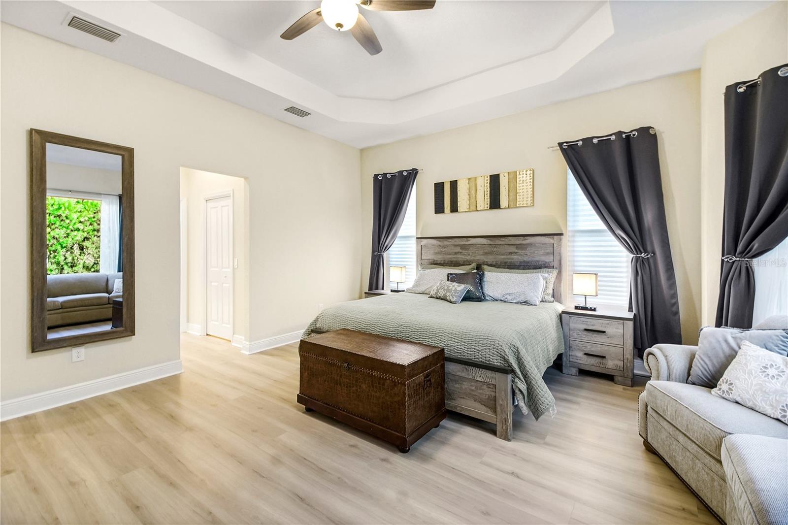 10033 Lake Miona Way Property Photo 28