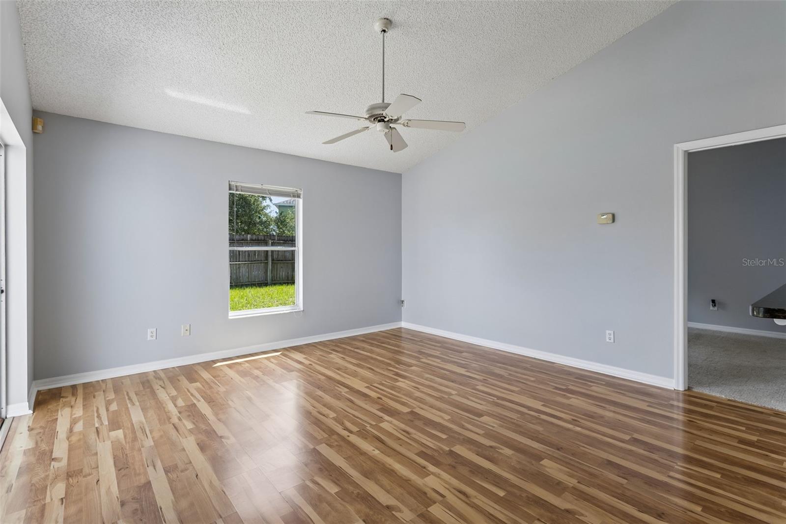 2657 Winchester Cir Property Photo 5