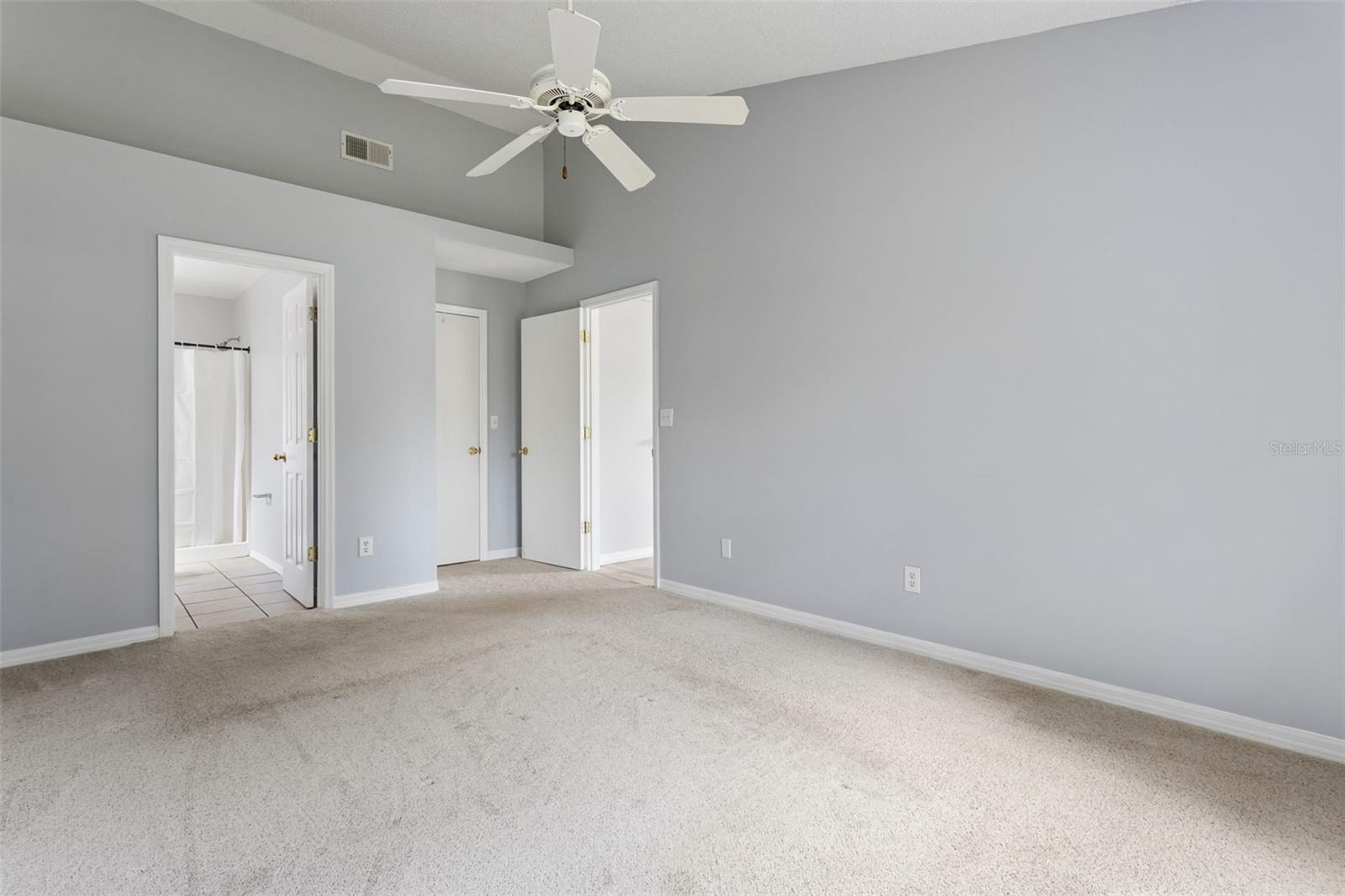 2657 Winchester Cir Property Photo 13