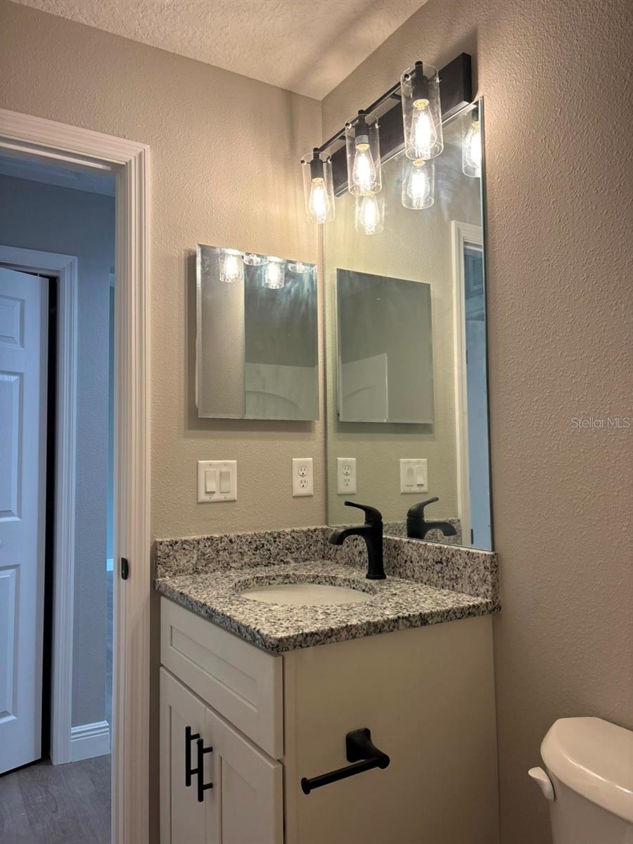 2608 W Arbutus Dr Property Photo 20