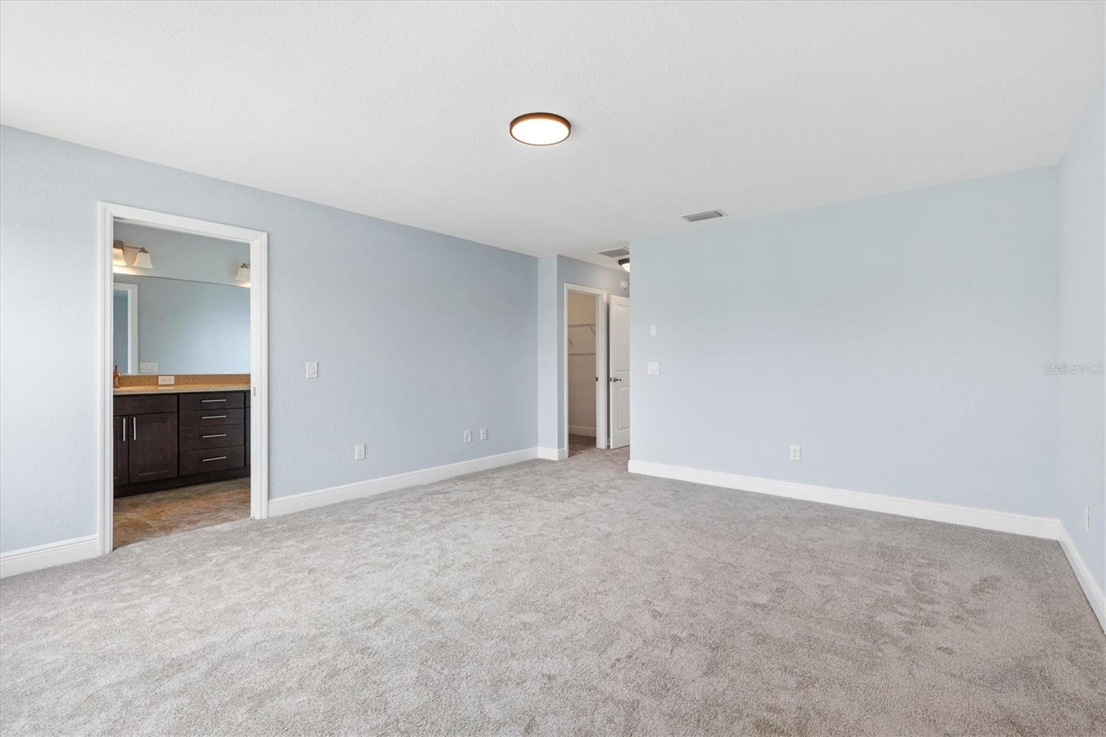 5032 Neptune Cir Property Photo 21