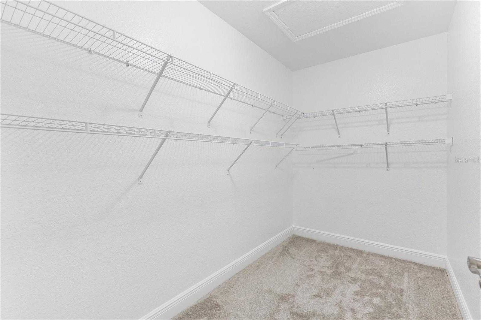 5032 Neptune Cir Property Photo 23