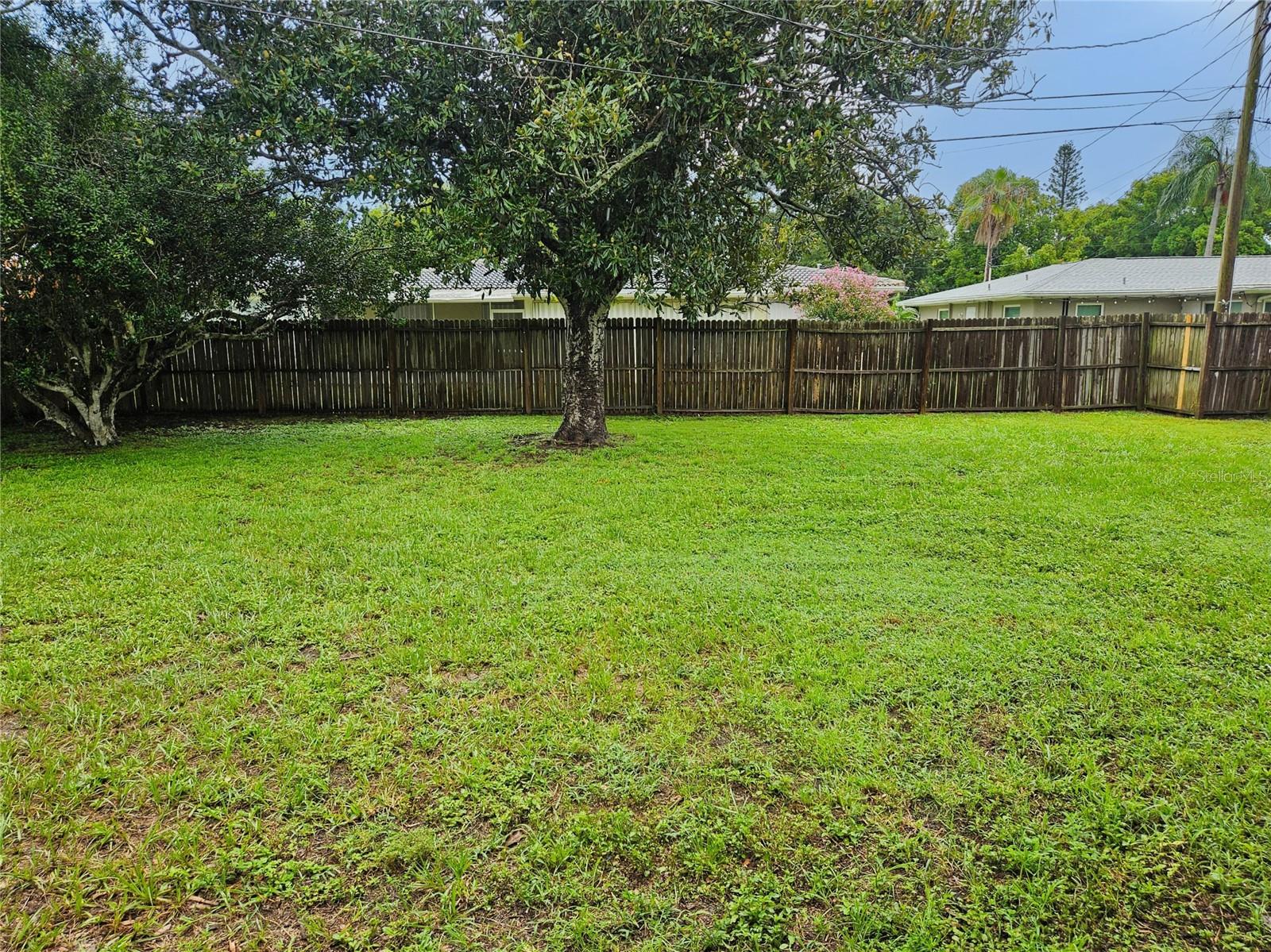 409 Kerry Dr Property Photo 16