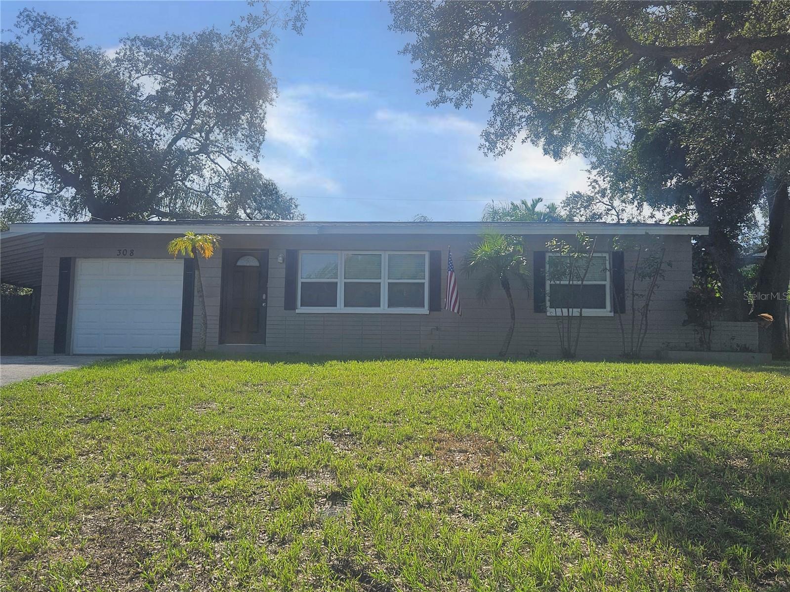 308 Evelyn Ave Property Photo 1